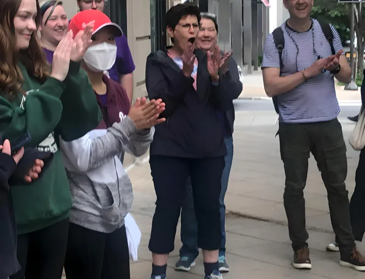 Response of amazement at the end of a spirit writing demonstration